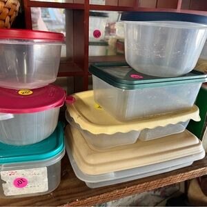 Vintage Assorted Food Storage Container Set (8)